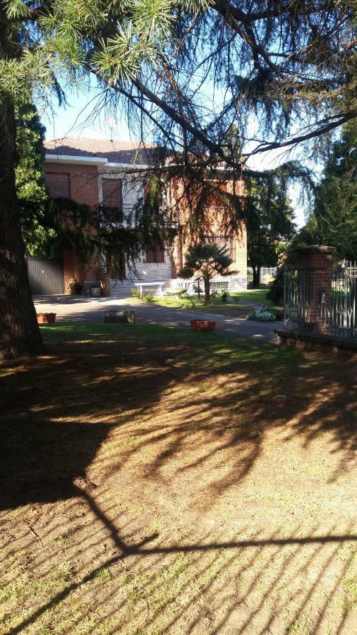 Villa Paulette Bassignana Exterior foto