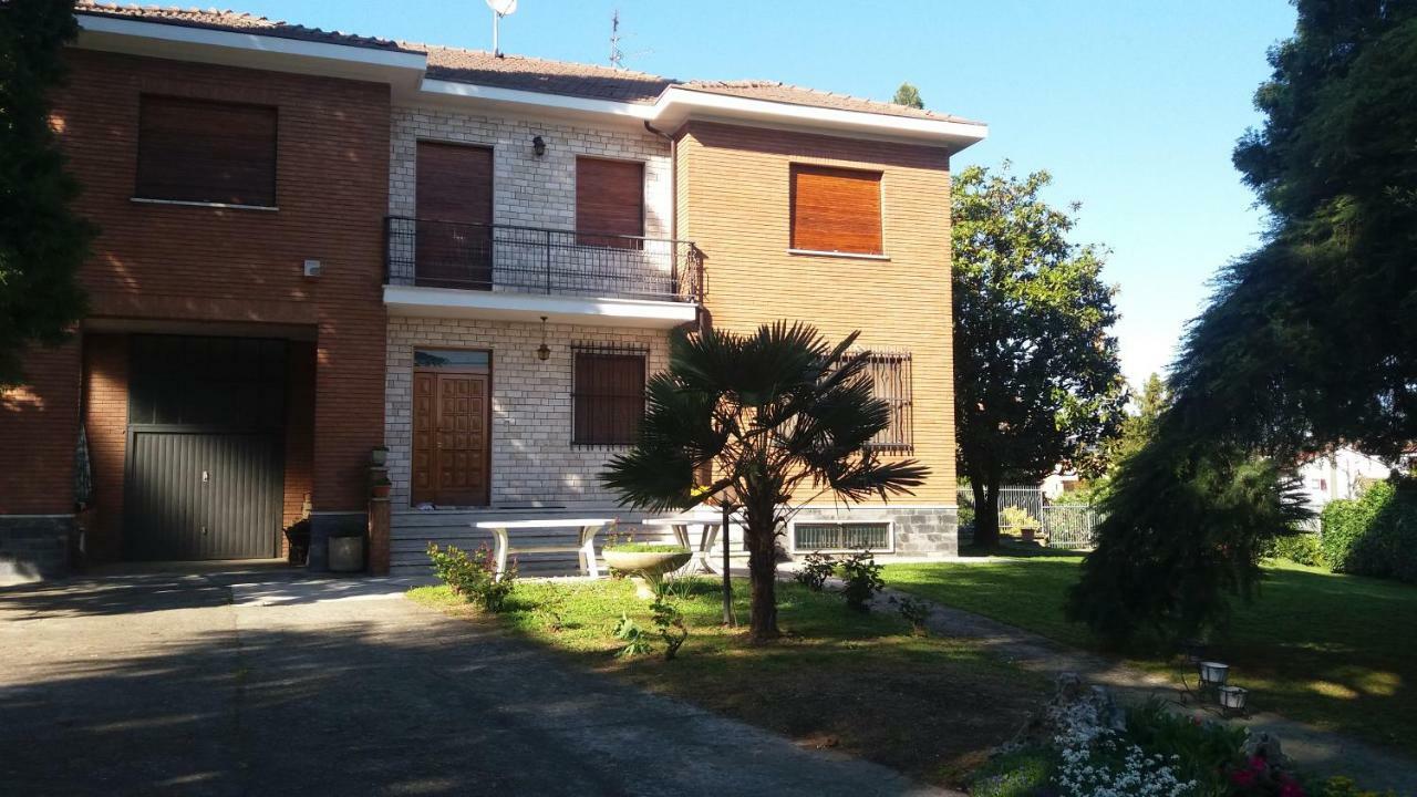 Villa Paulette Bassignana Exterior foto
