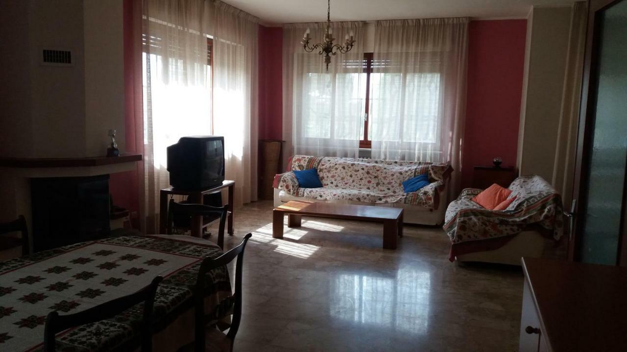 Villa Paulette Bassignana Exterior foto